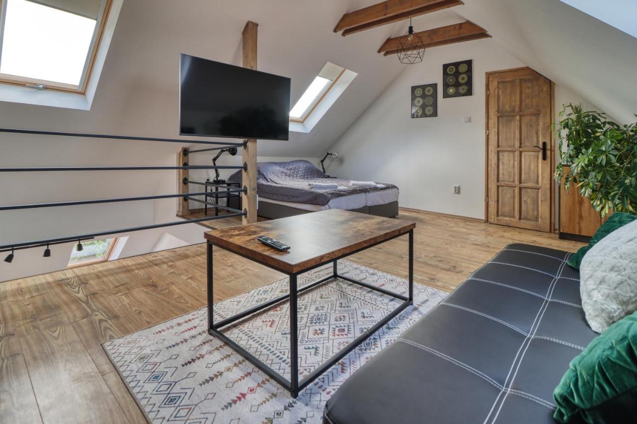Zenloft Apartman Eger Luaran gambar